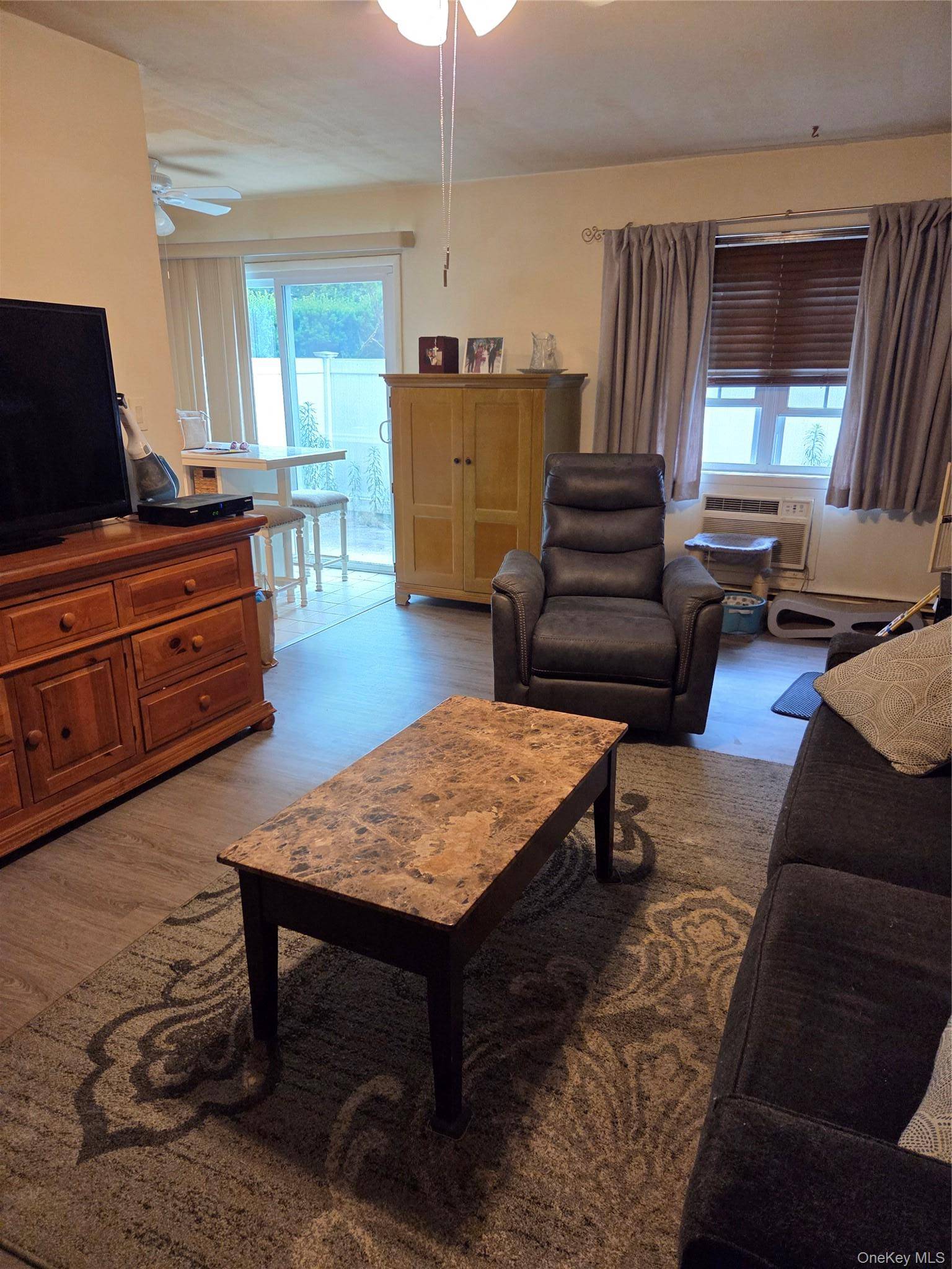 460 Old Town Road #3C, Port Jefferson Station, NY 11776