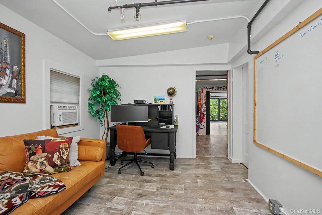 911 South ST, Peekskill, NY 10566
