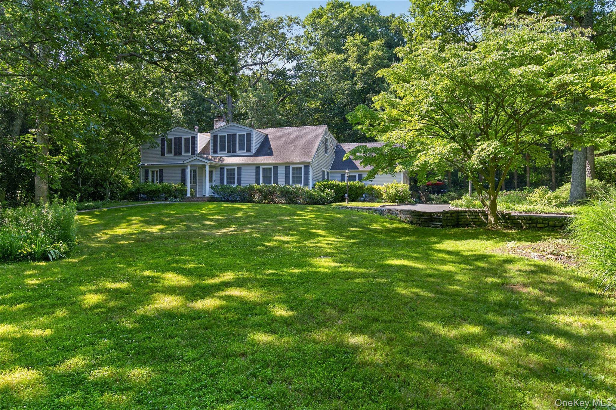 2108 Edge RD, Muttontown, NY 11791