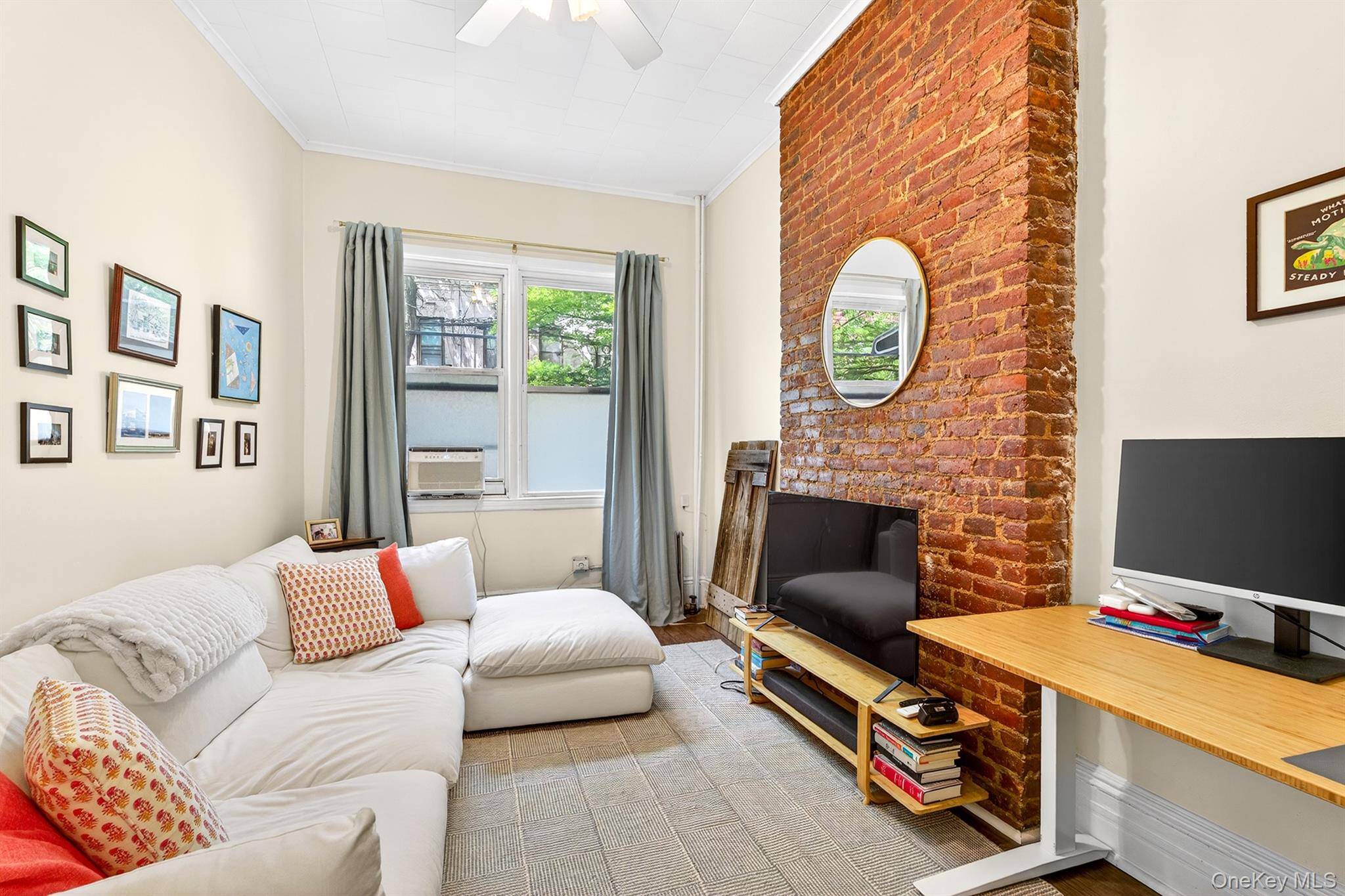 34 Sutton ST, Brooklyn, NY 11222