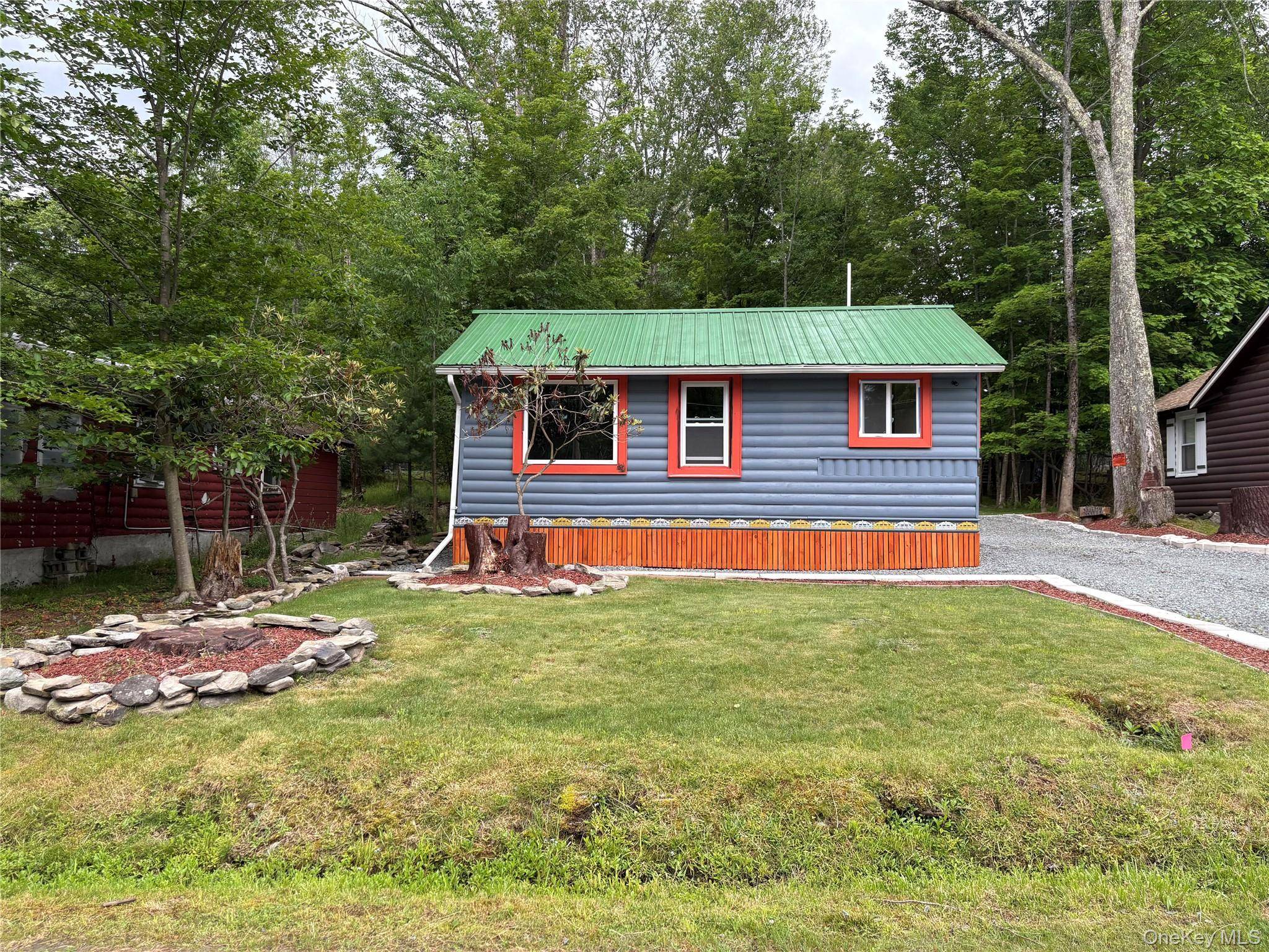 15 W Delaware PL, Bethel, NY 12720