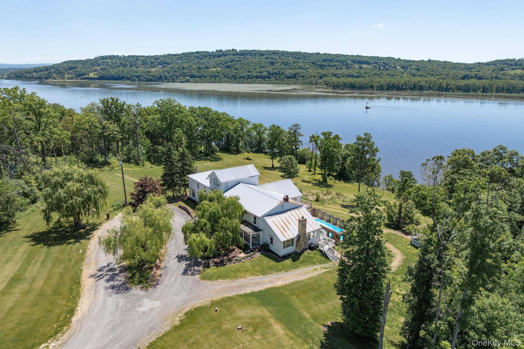 216 Route 385, Catskill, NY 12414