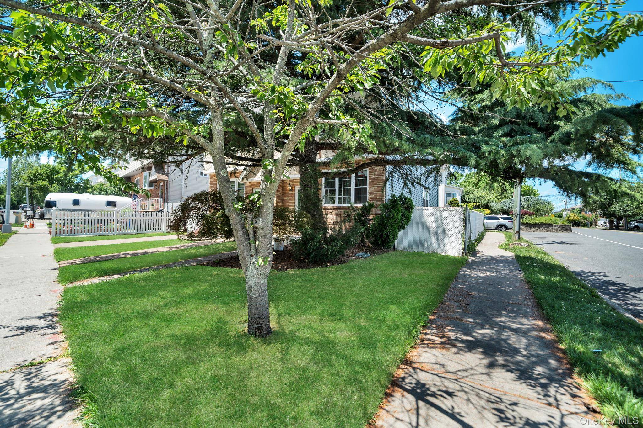 5 Notus AVE, Staten Island, NY 10312