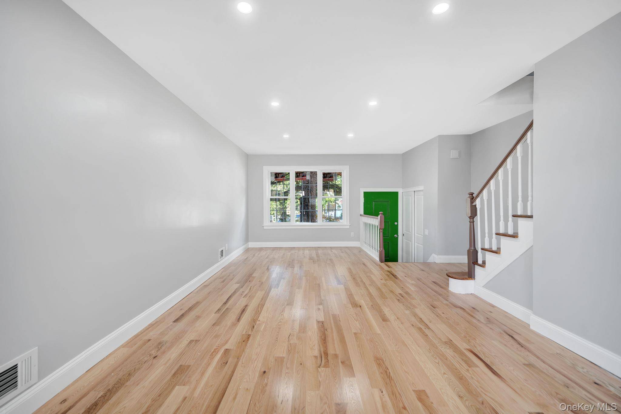5 Notus AVE, Staten Island, NY 10312
