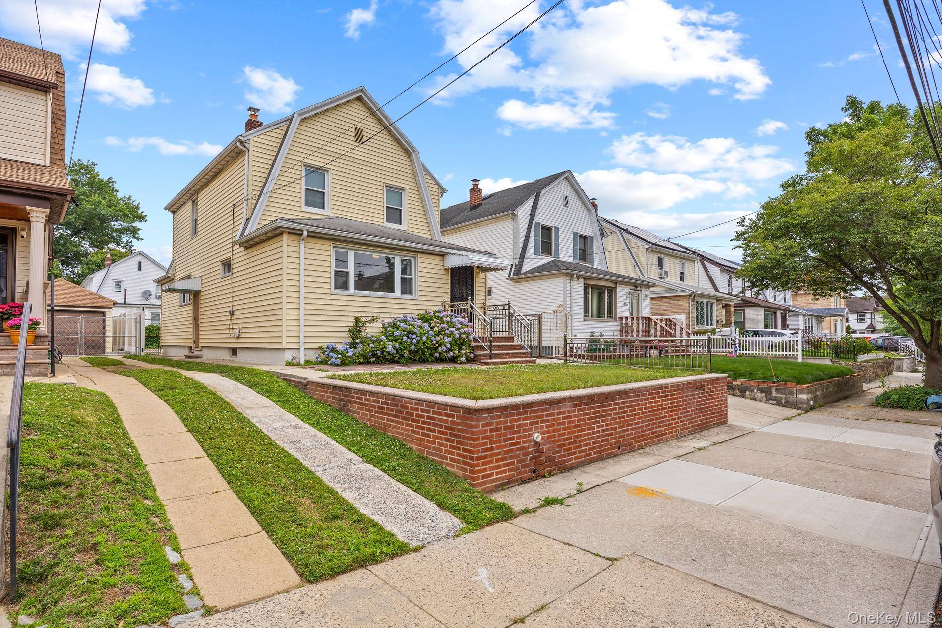 8973 215th ST, Queens Village, NY 11427