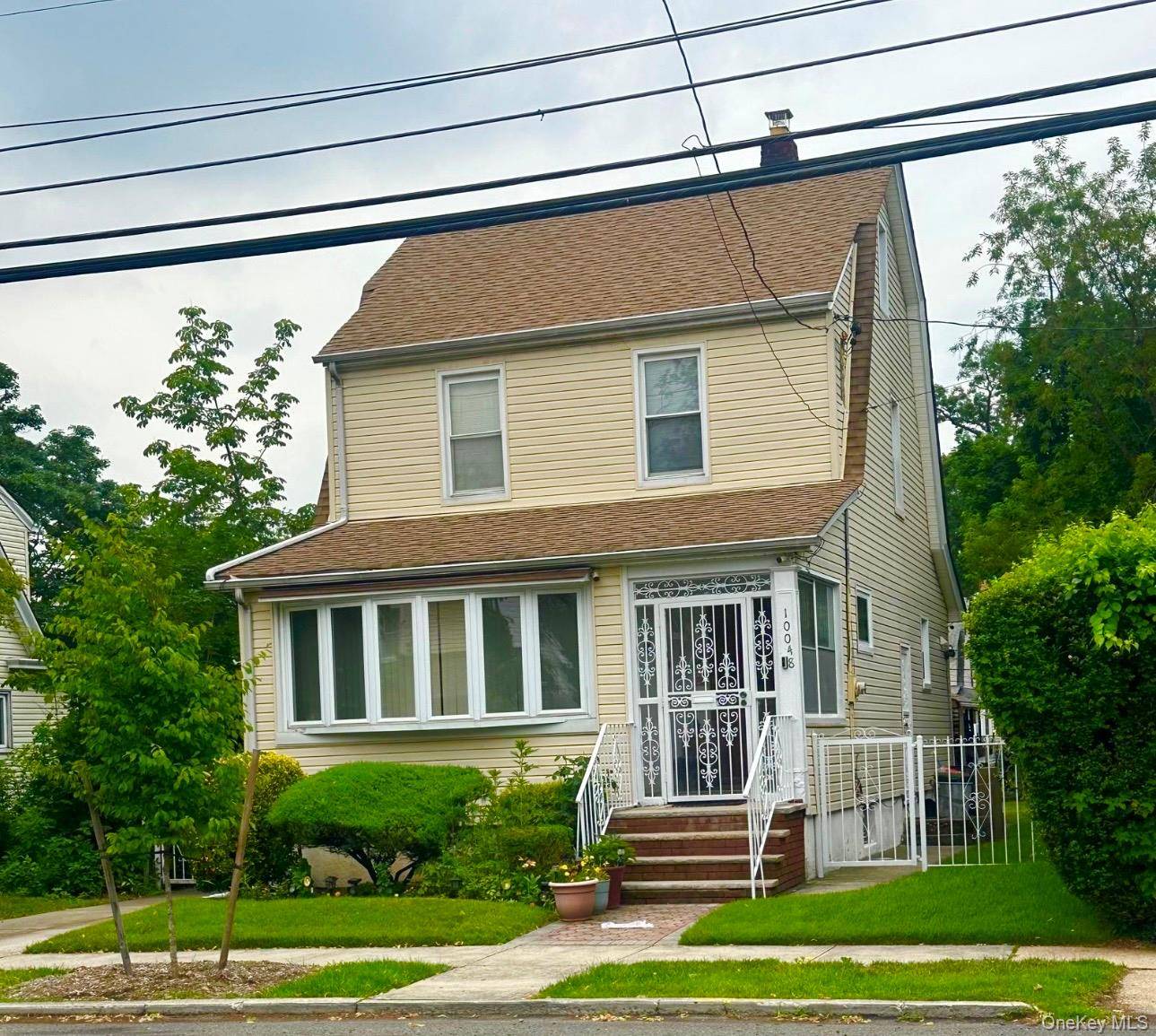 10048 222nd ST, Queens Village, NY 11429
