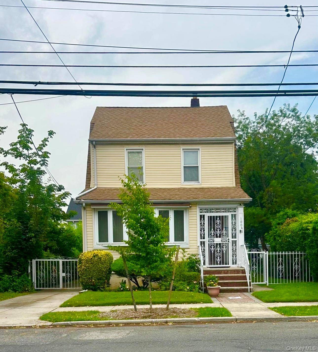 10048 222nd ST, Queens Village, NY 11429