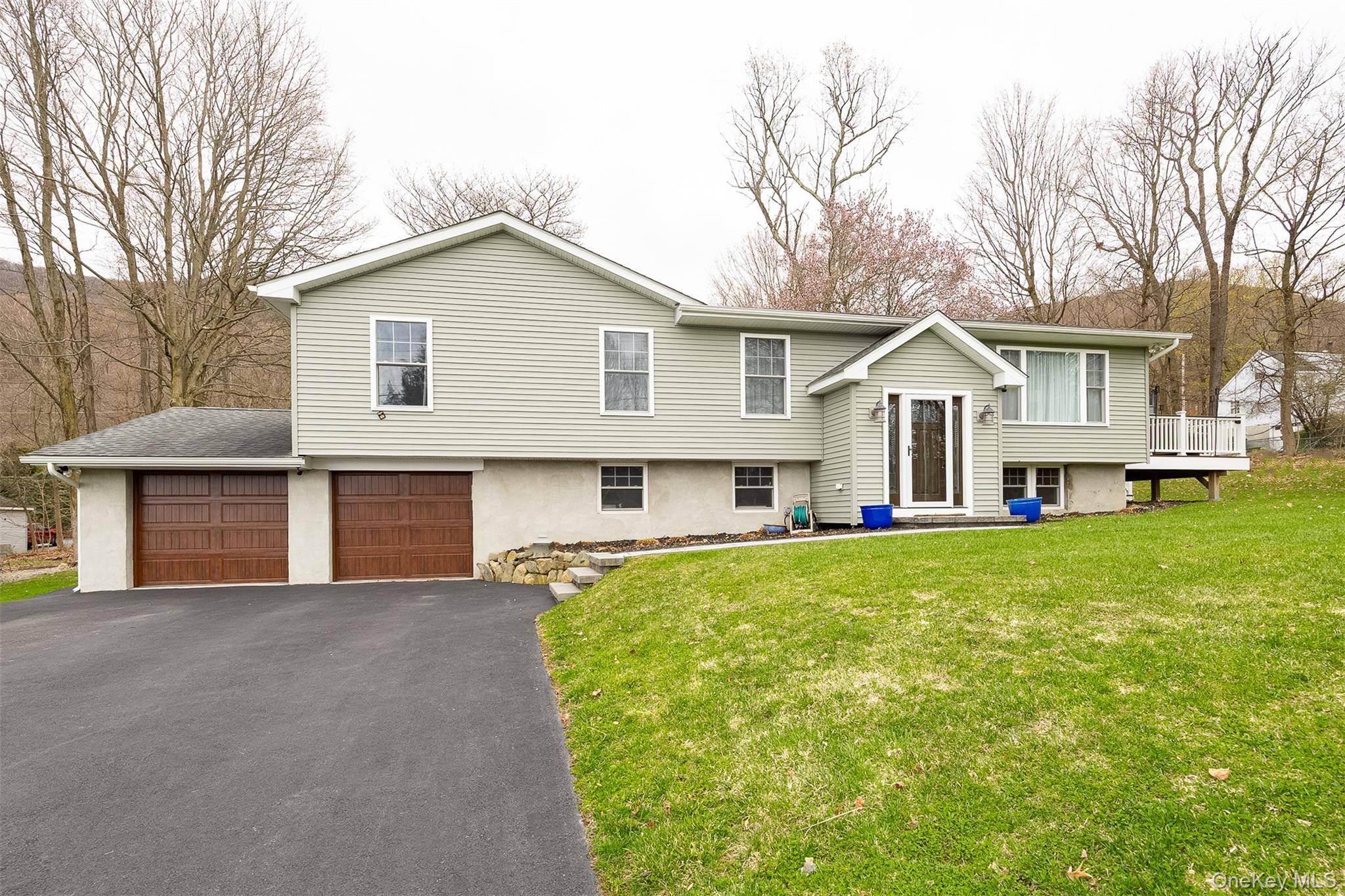 8 Willow RD, Beacon, NY 12508