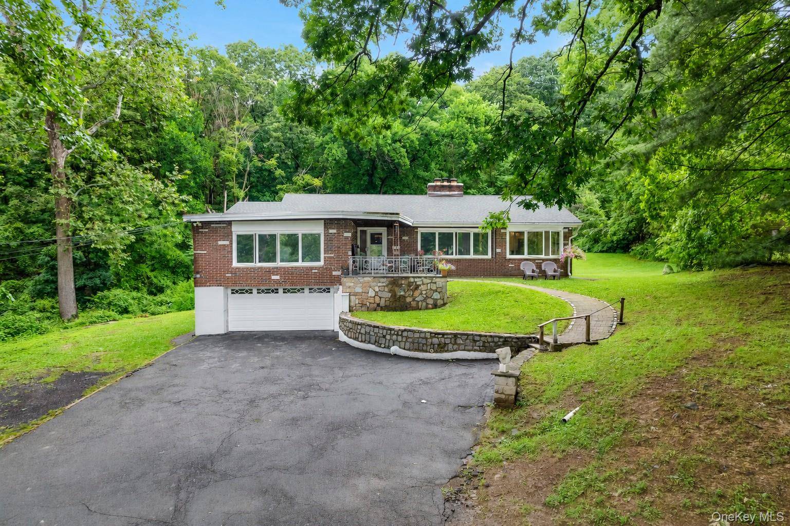 142 Westchester AVE, Buchanan, NY 10511