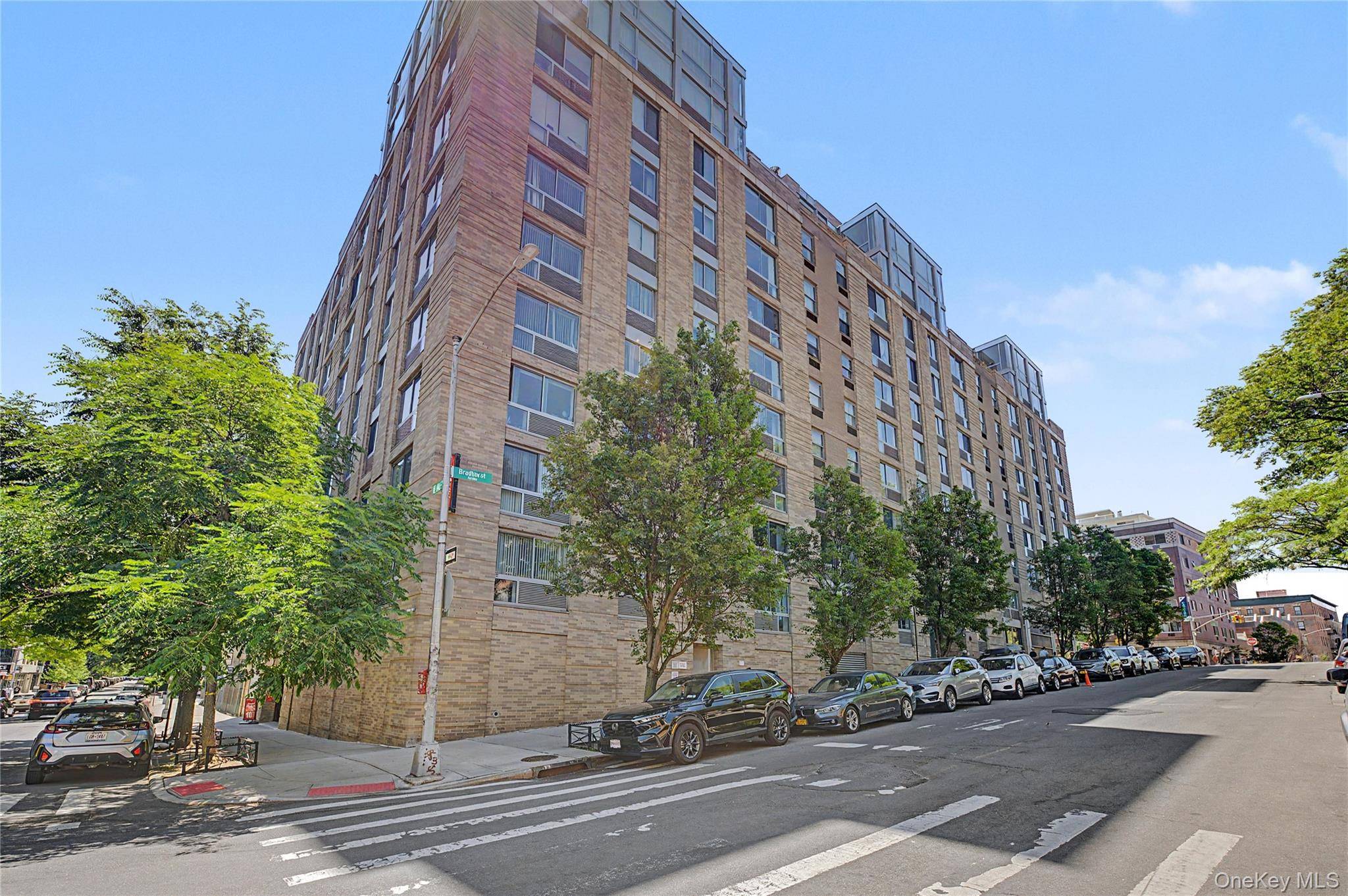 68 Bradhurst AVE #5W, New York (manhattan), NY 10039