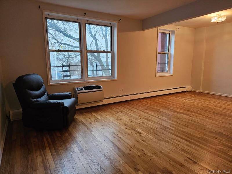 151-05 Cross Island Pkwy #3E, Whitestone, NY 11357