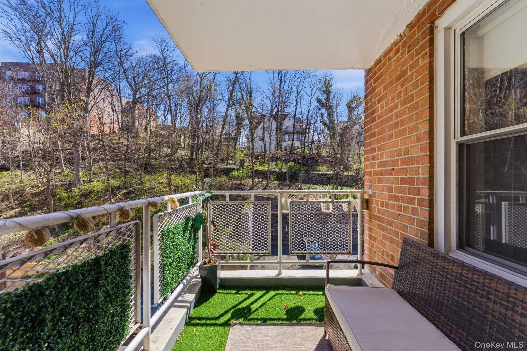 250 N Broadway #5B, Yonkers, NY 10701