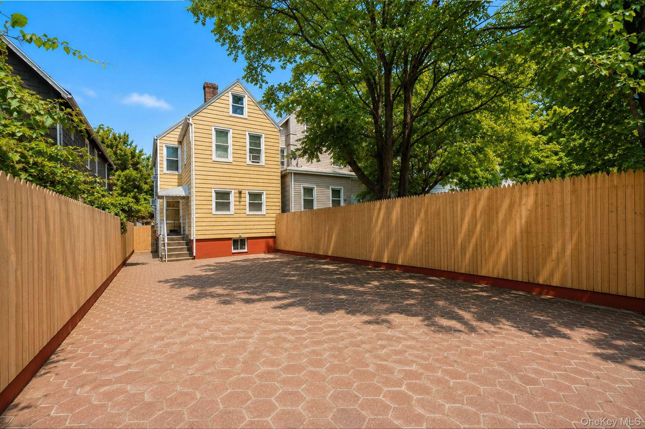 34 Simonson PL, Staten Island, NY 10302