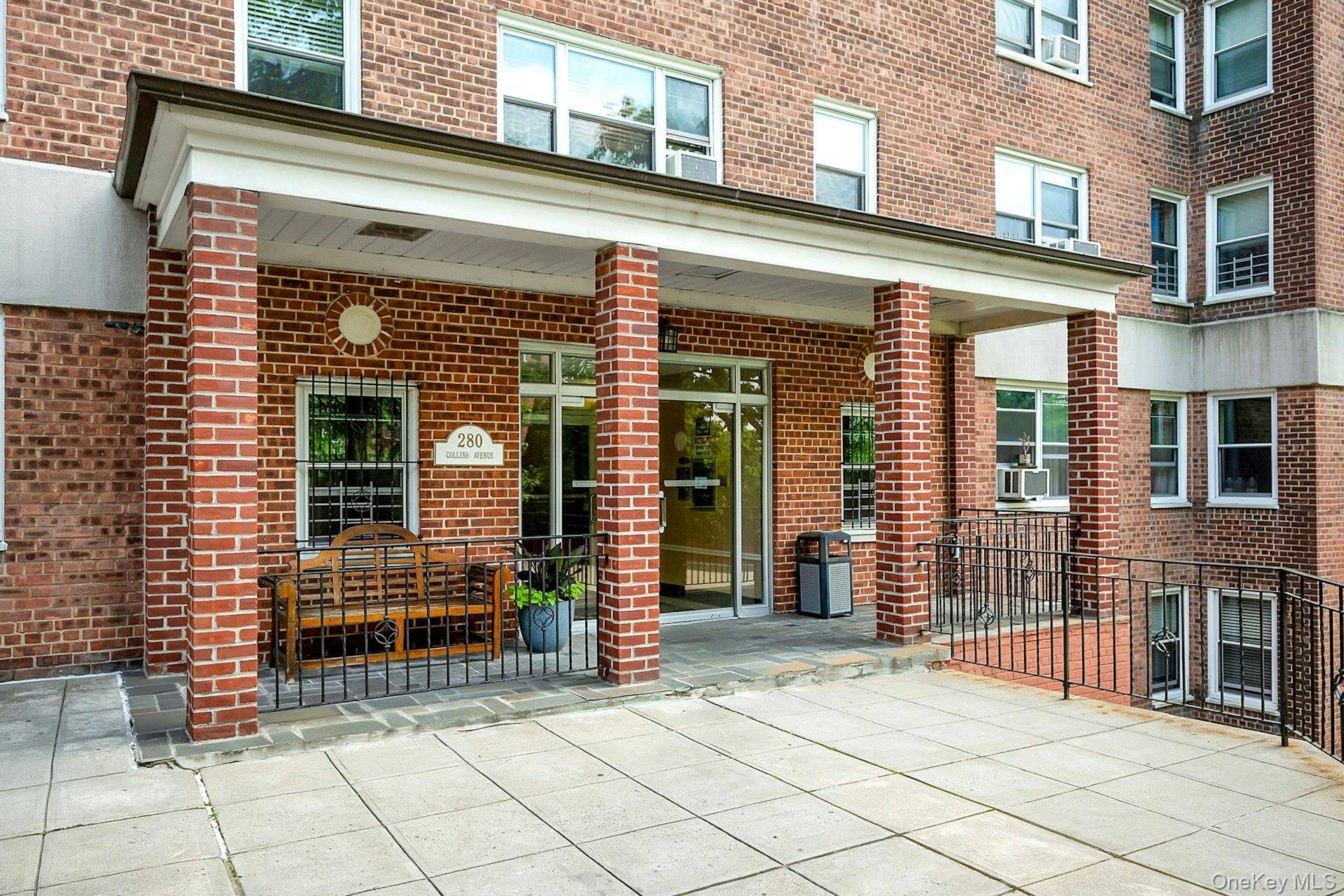 280 Collins AVE #6D, Fleetwood, NY 10552