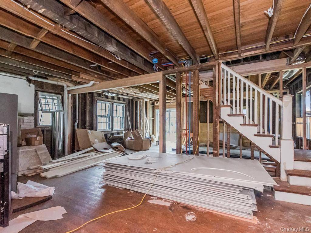 484 E 5th ST, Mount Vernon, NY 10553