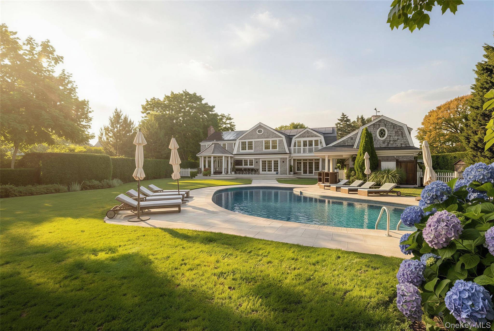 275 Main ST, Westhampton Beach, NY 11978