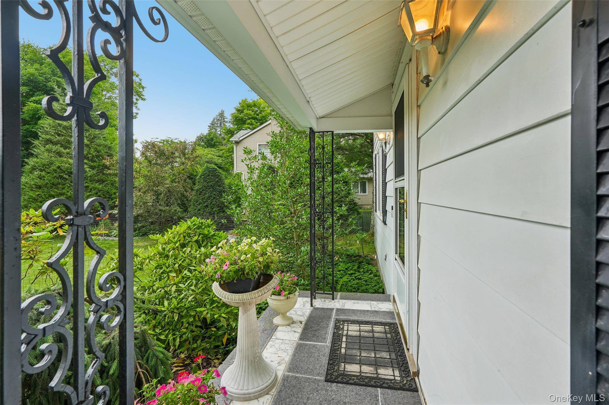 5 Lacona RD, Mahopac, NY 10541