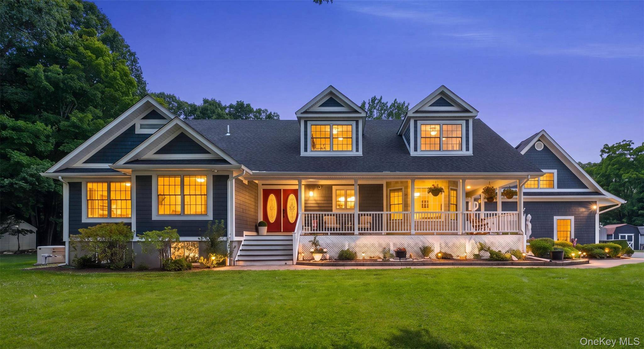 13 Gilbert LN, Putnam Valley, NY 10579