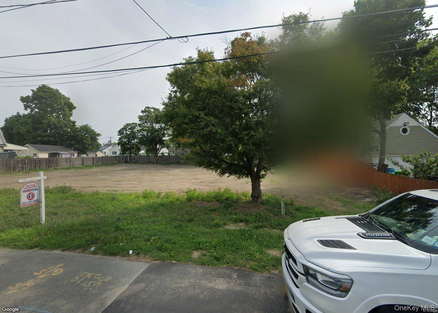 247 West AVE, Patchogue, NY 11772