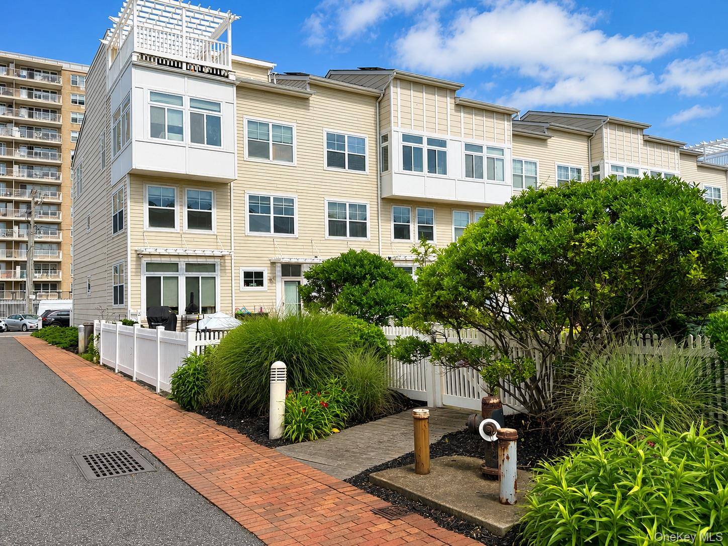 138 Beach 74th ST, Arverne, NY 11692