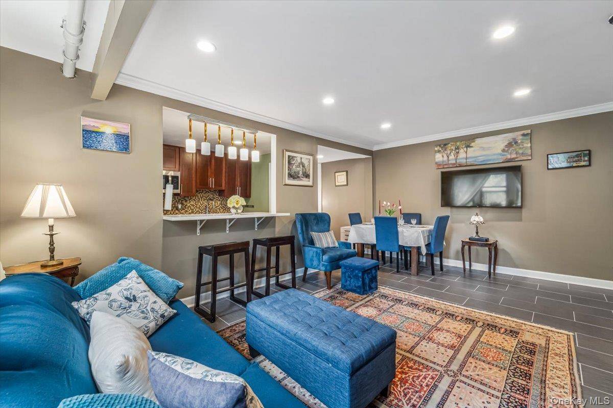 604 Tompkins AVE #A2, Mamaroneck, NY 10543