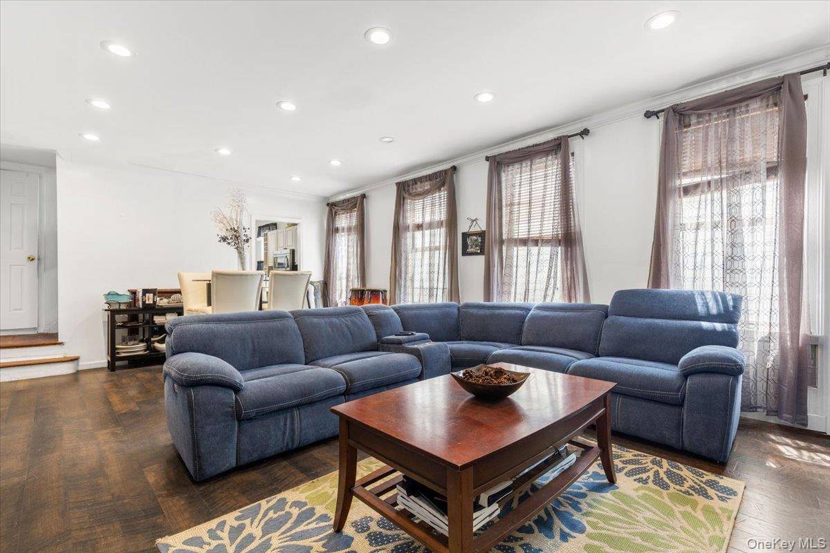 4212 Wilder AVE, Bronx, NY 10466