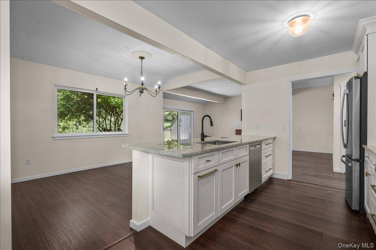156 Heritage HLS #A, Somers, NY 10589