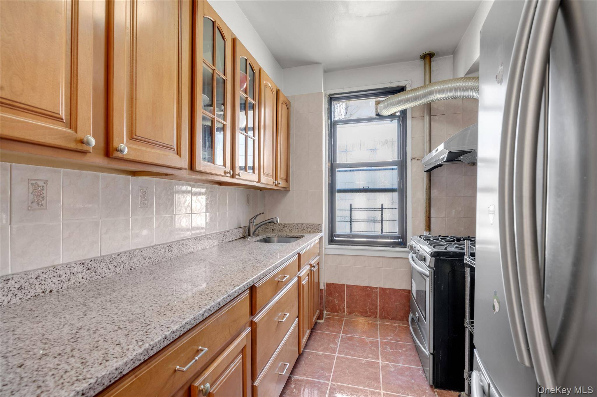 98-25 64th RD #6F, Rego Park, NY 11374