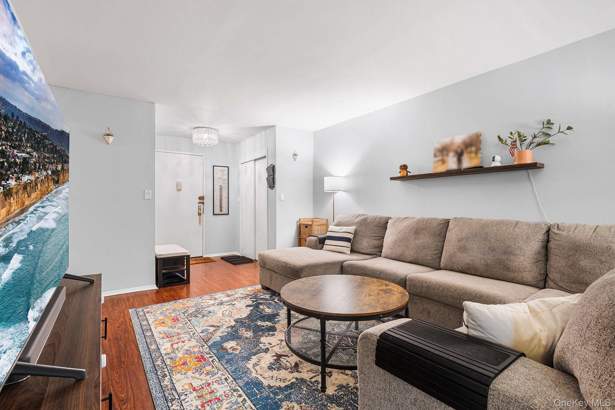 2241 Palmer AVE #3E, New Rochelle, NY 10801