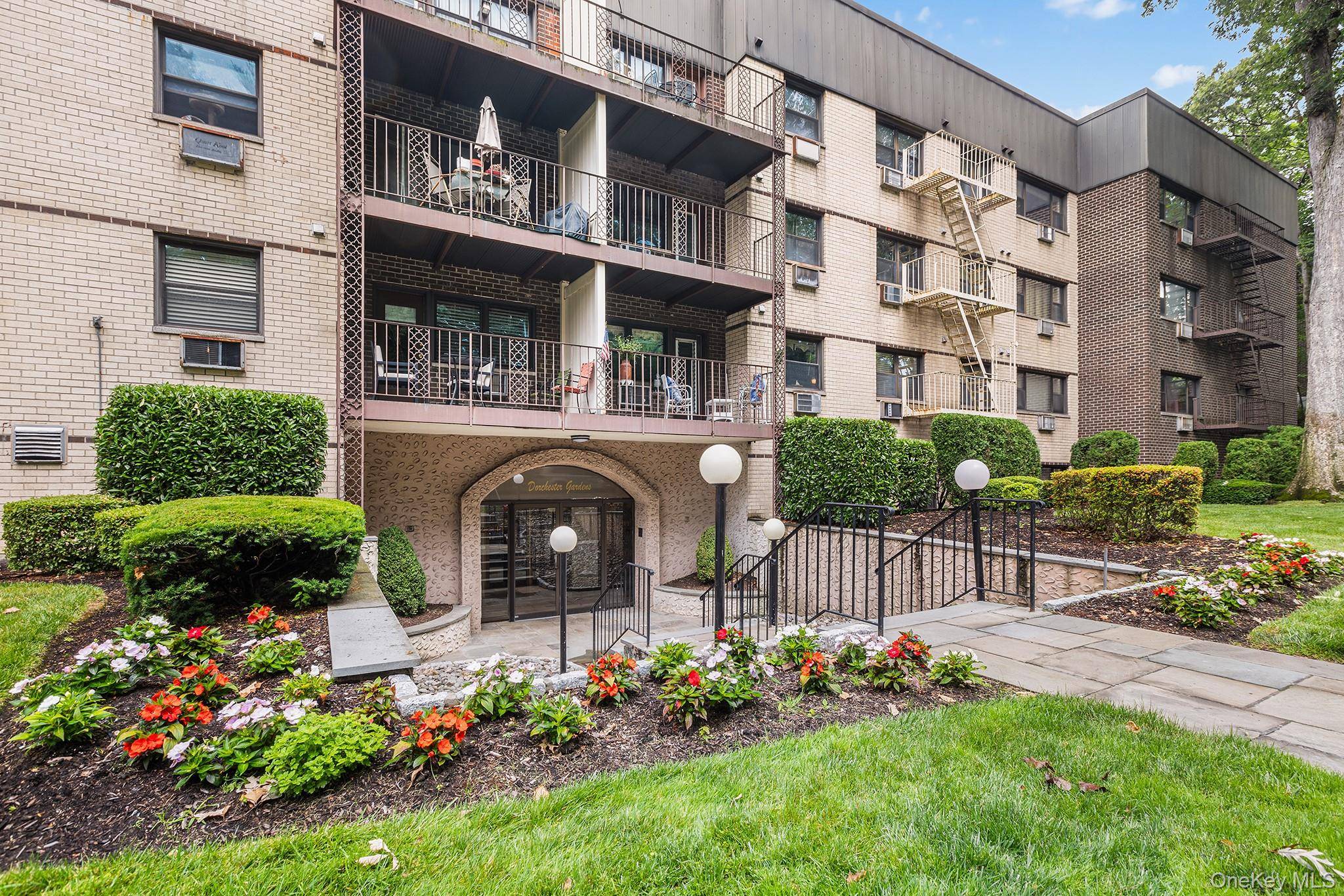 2241 Palmer AVE #3E, New Rochelle, NY 10801