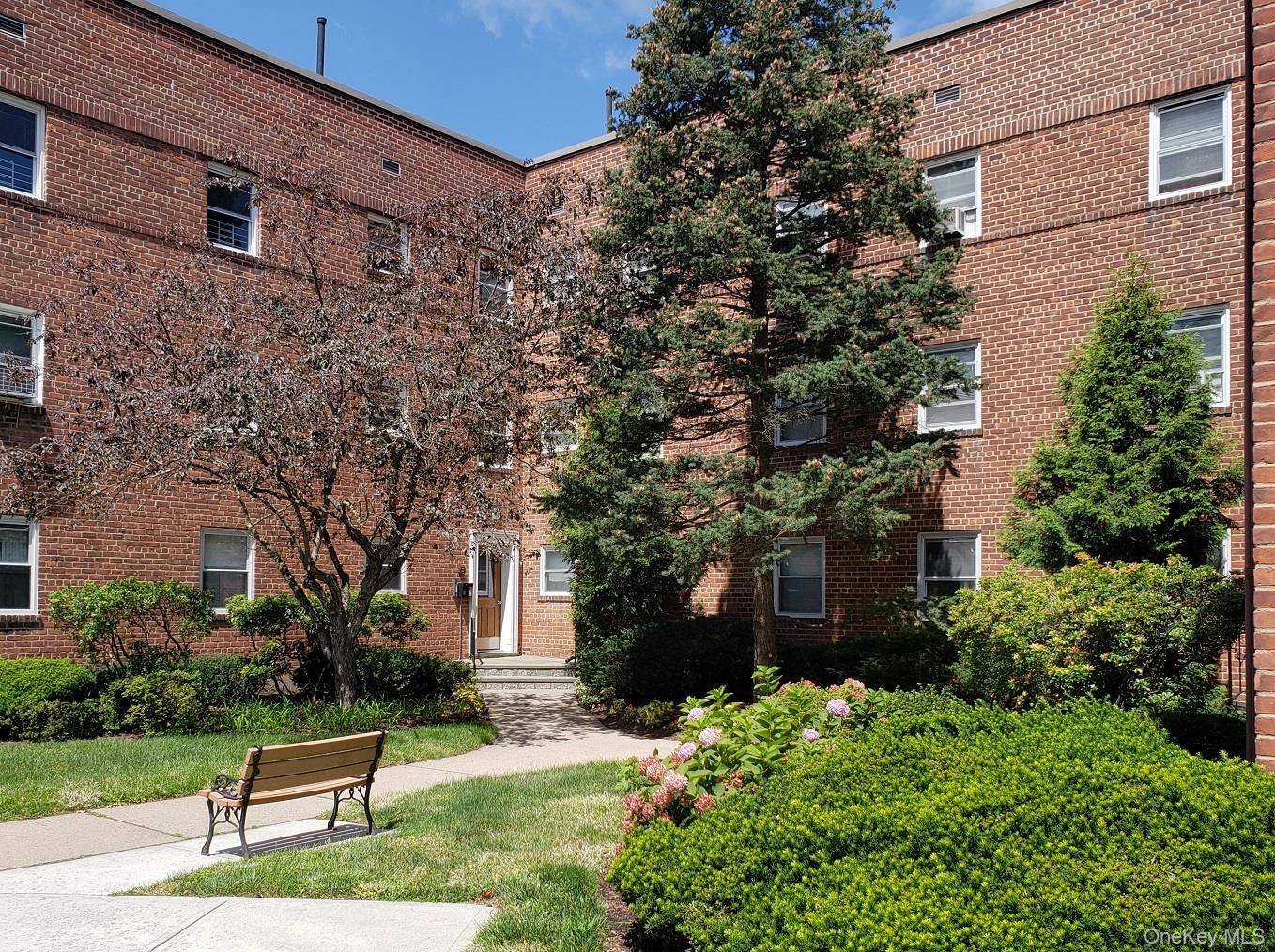 330 S Broadway #D9, Tarrytown, NY 10591