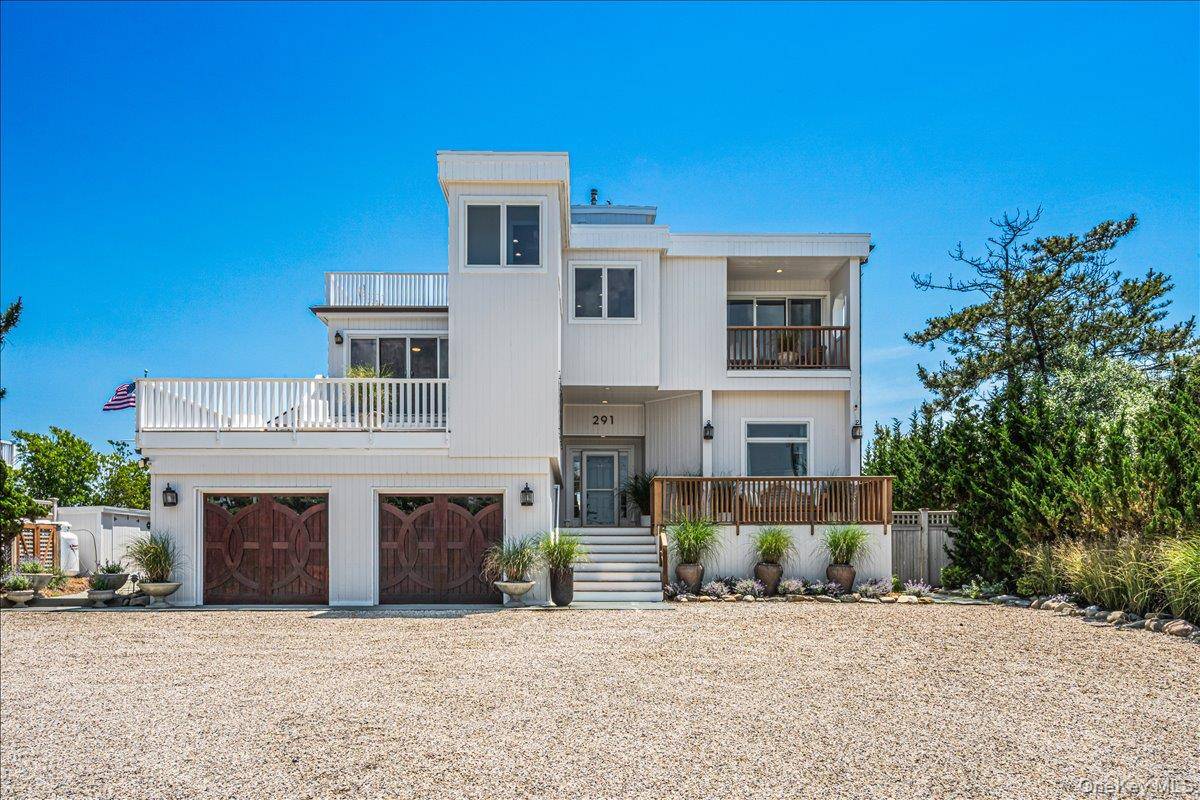 291 Dune RD, Westhampton Beach, NY 11978