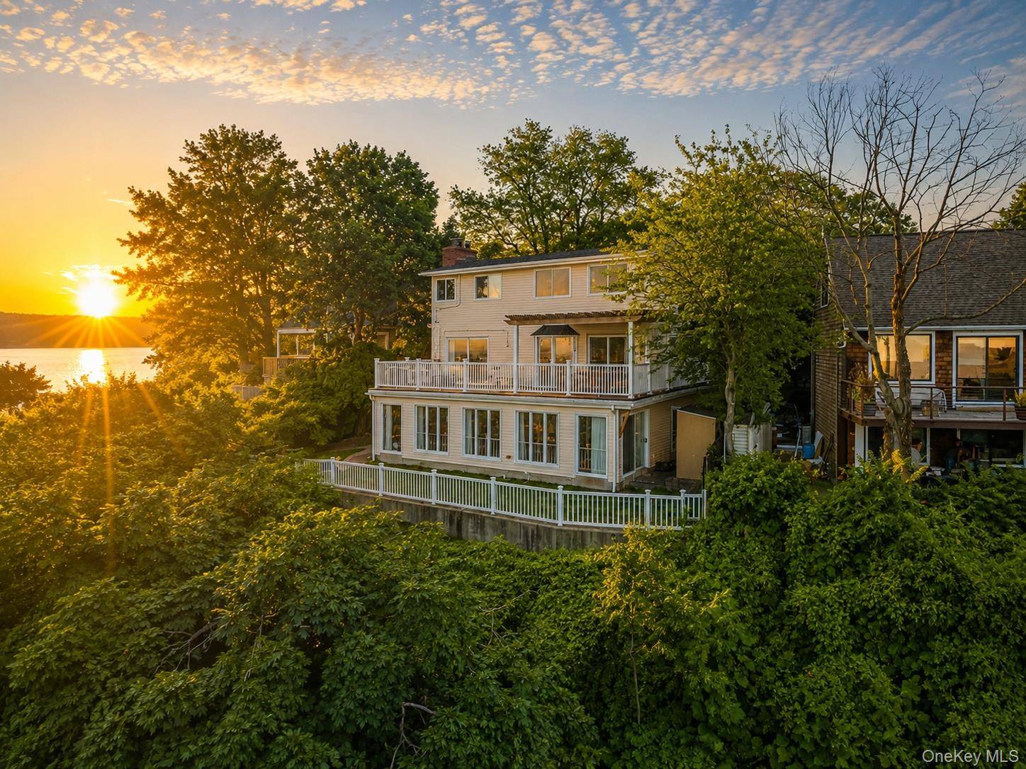 12 Riverview CT, Ossining, NY 10562