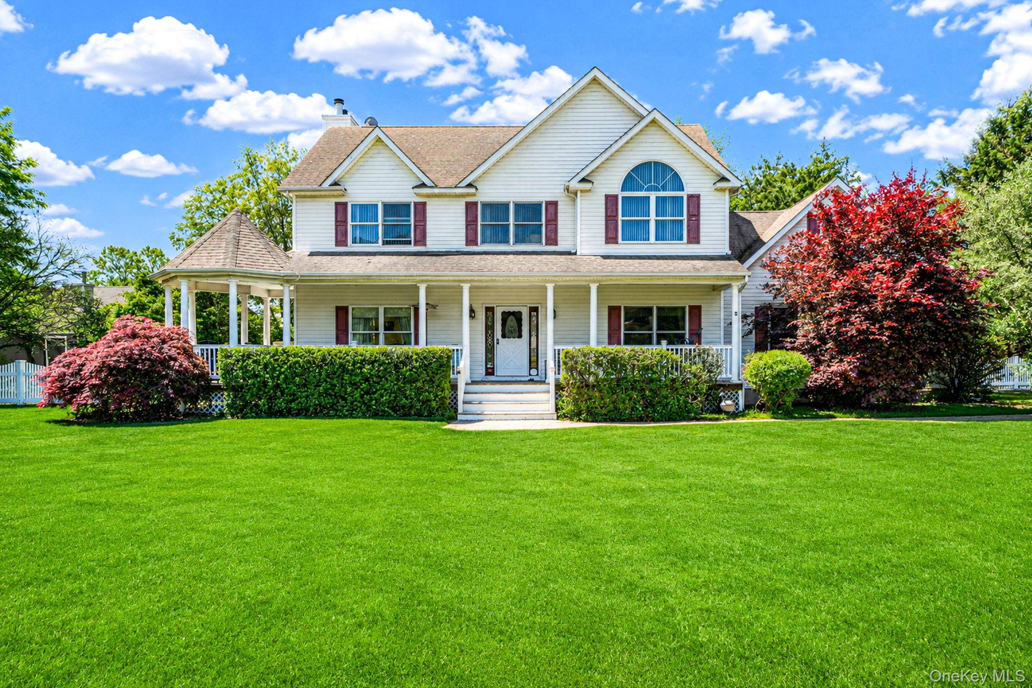 4 Pheasant CT, Riverhead, NY 11901