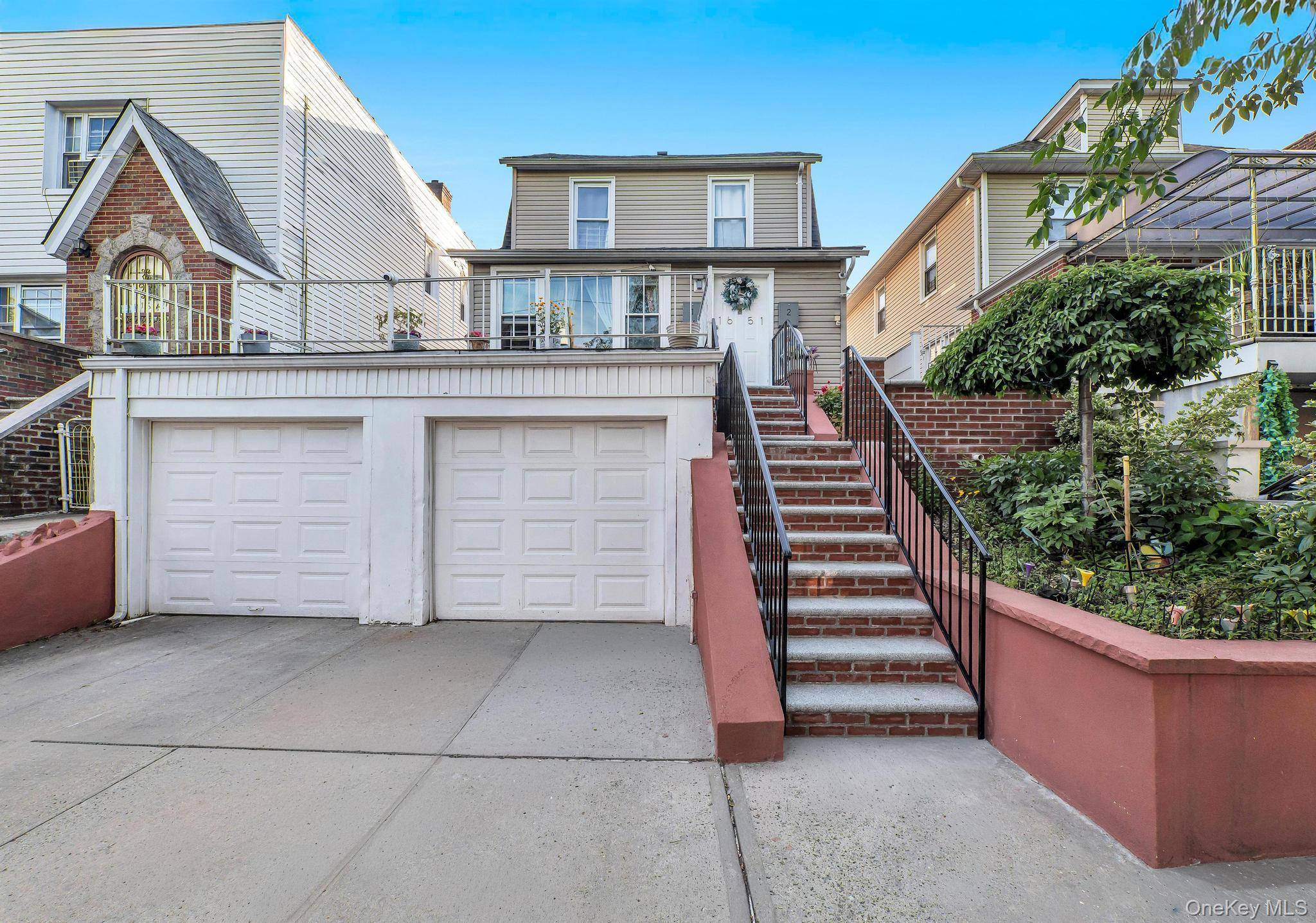 1651 Hering AVE, Bronx, NY 10461