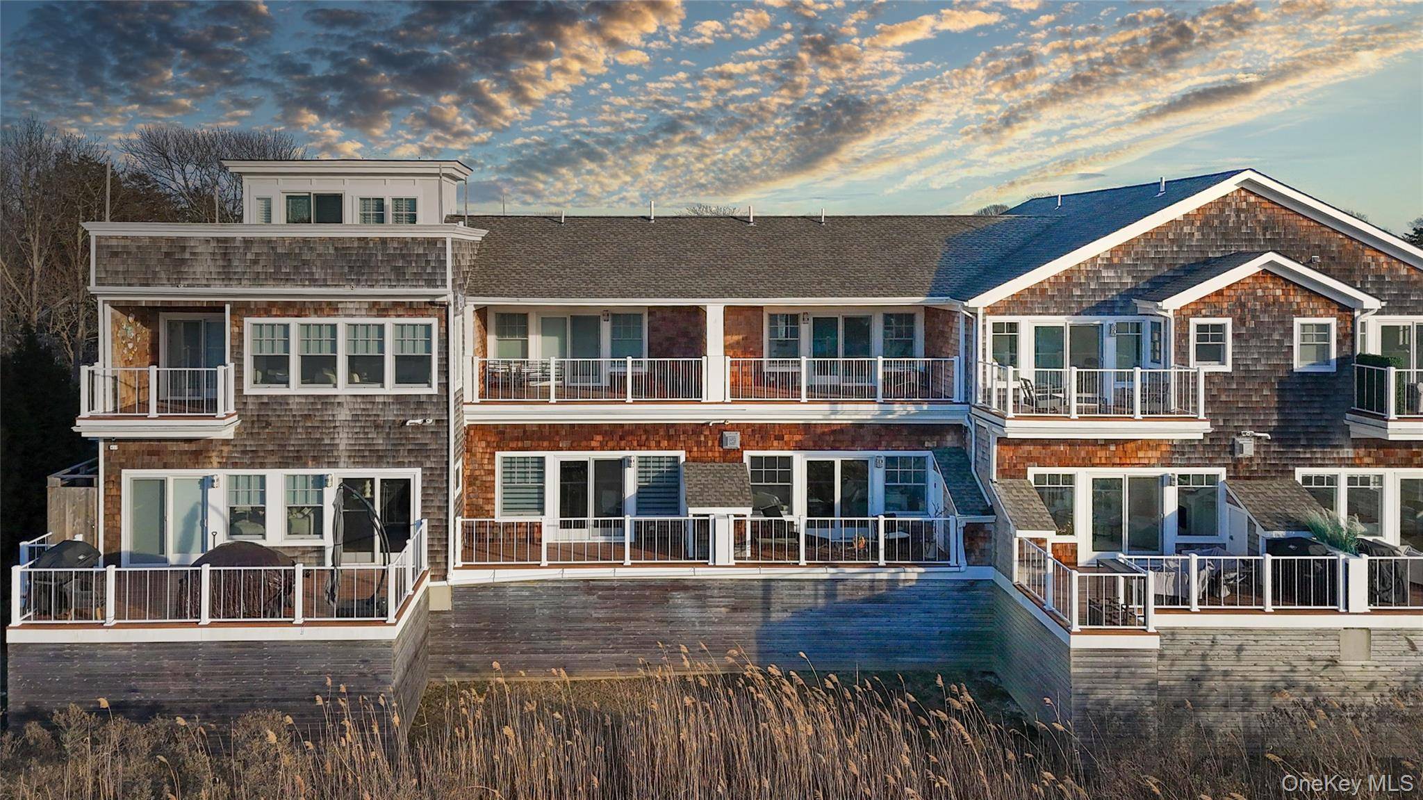 68 Foster AVE #4, Hampton Bays, NY 11946