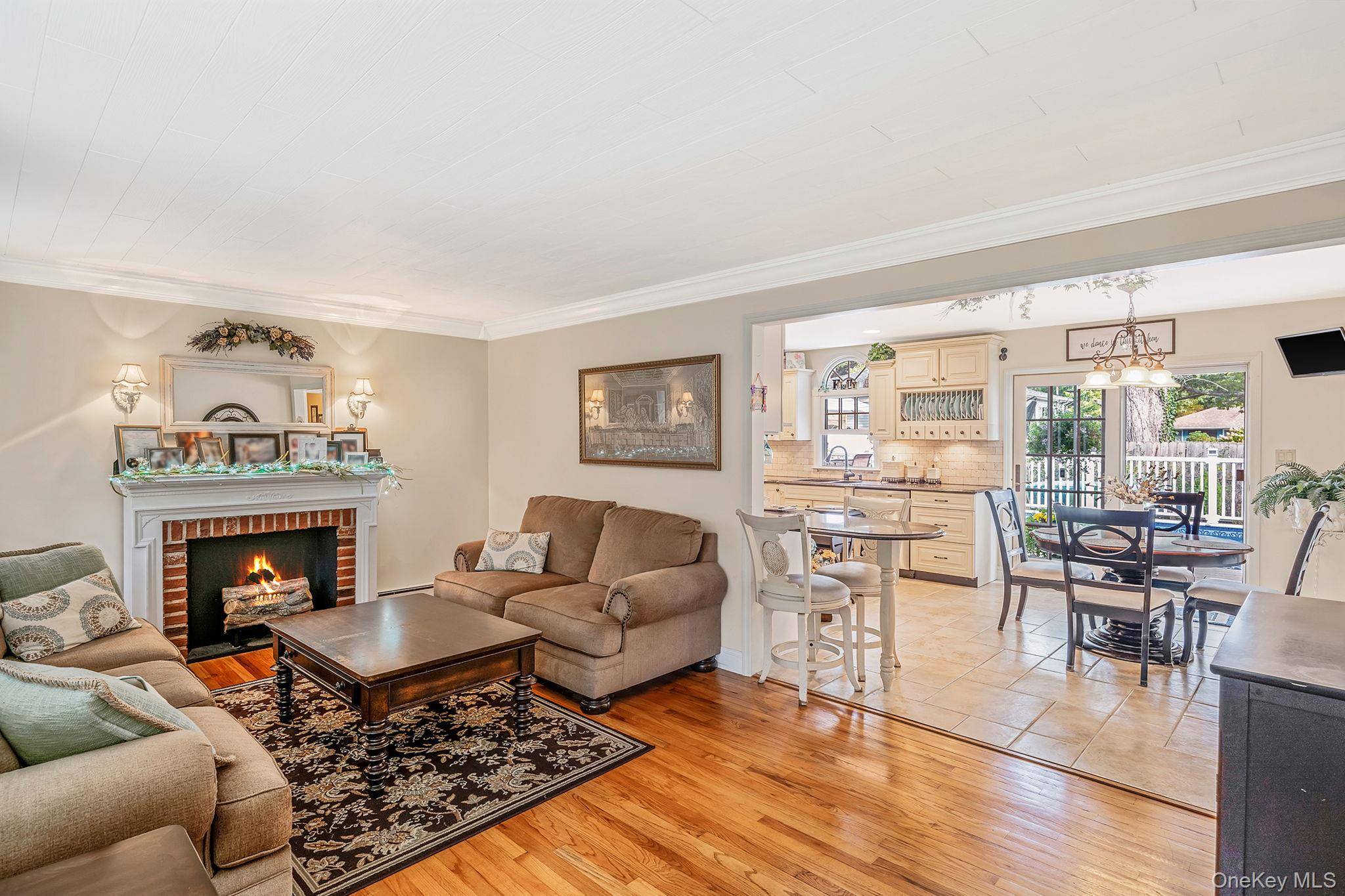 309 Harrison AVE, Miller Place, NY 11764