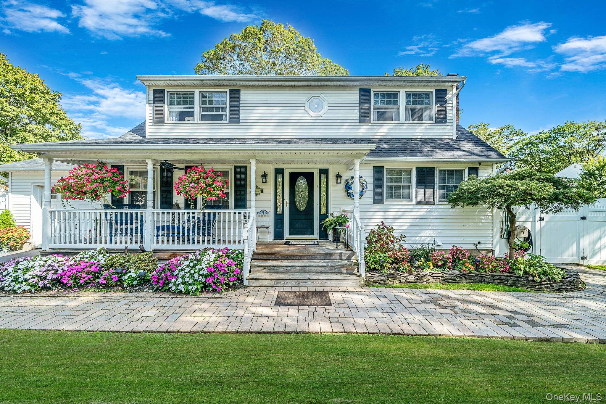 309 Harrison AVE, Miller Place, NY 11764