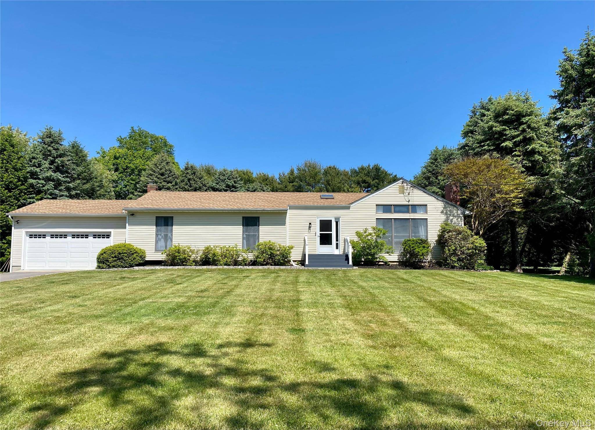 2735 Beebe DR, Cutchogue, NY 11935