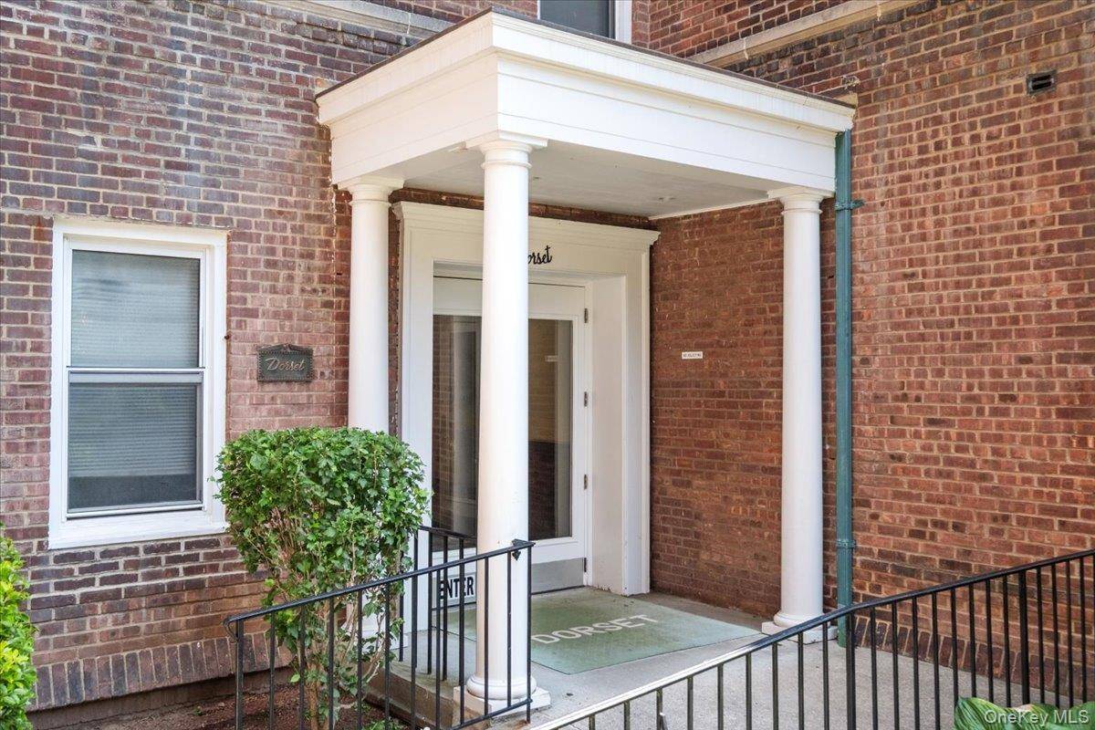90 Bryant AVE #2B- Dorset, White Plains, NY 10605