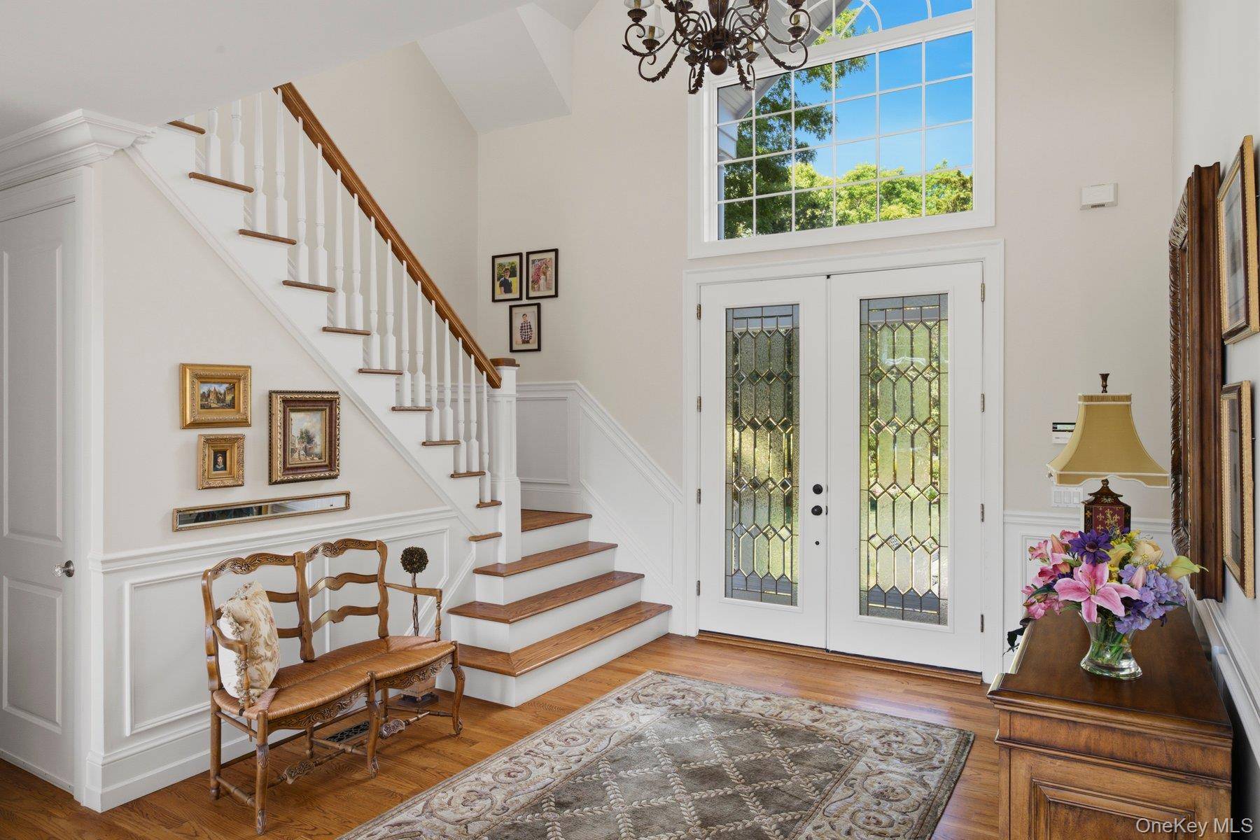 19 Cedarfield LN, Westhampton, NY 11977