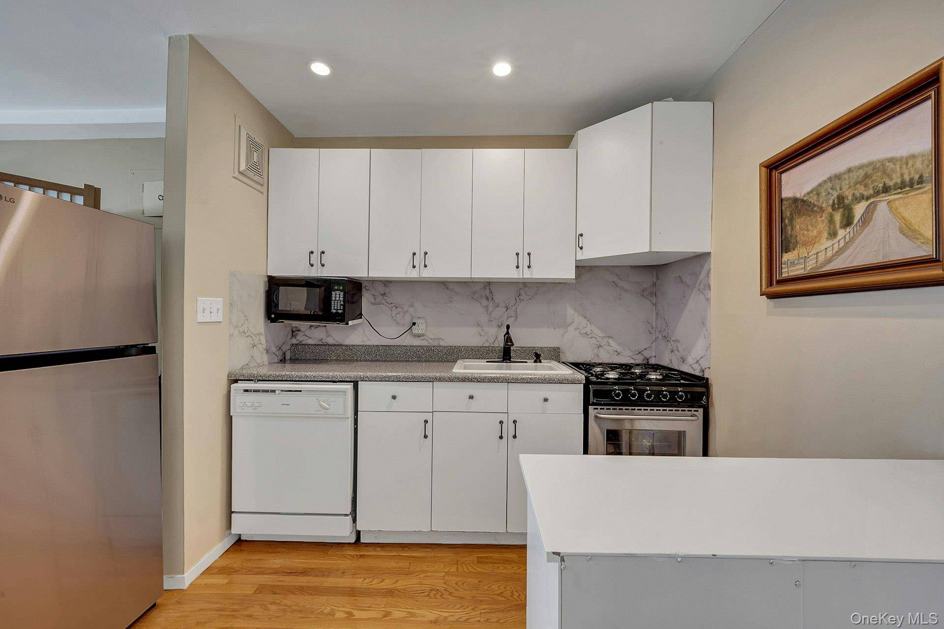 2221 Palmer AVE #3G, New Rochelle, NY 10801