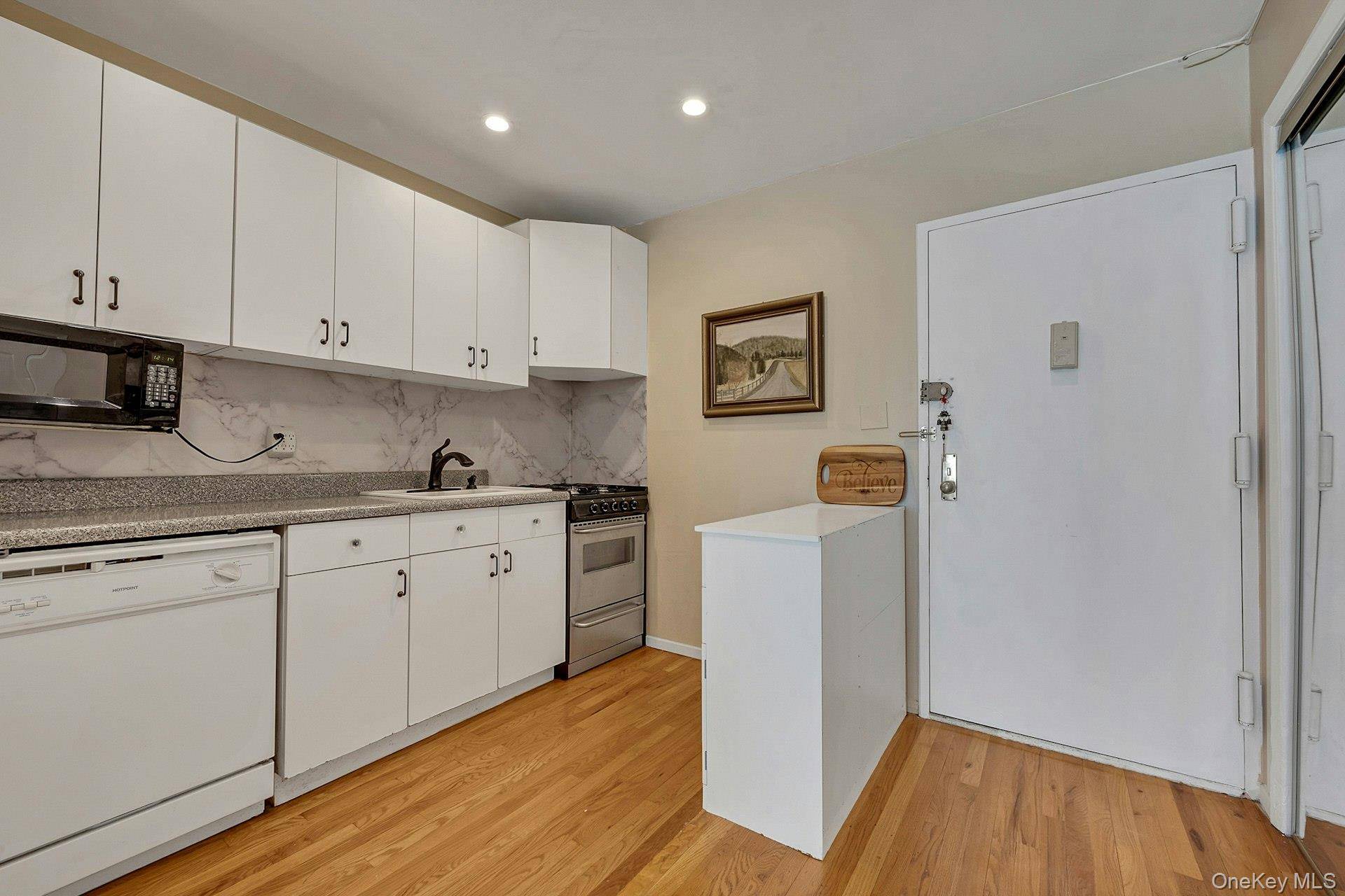 2221 Palmer AVE #3G, New Rochelle, NY 10801