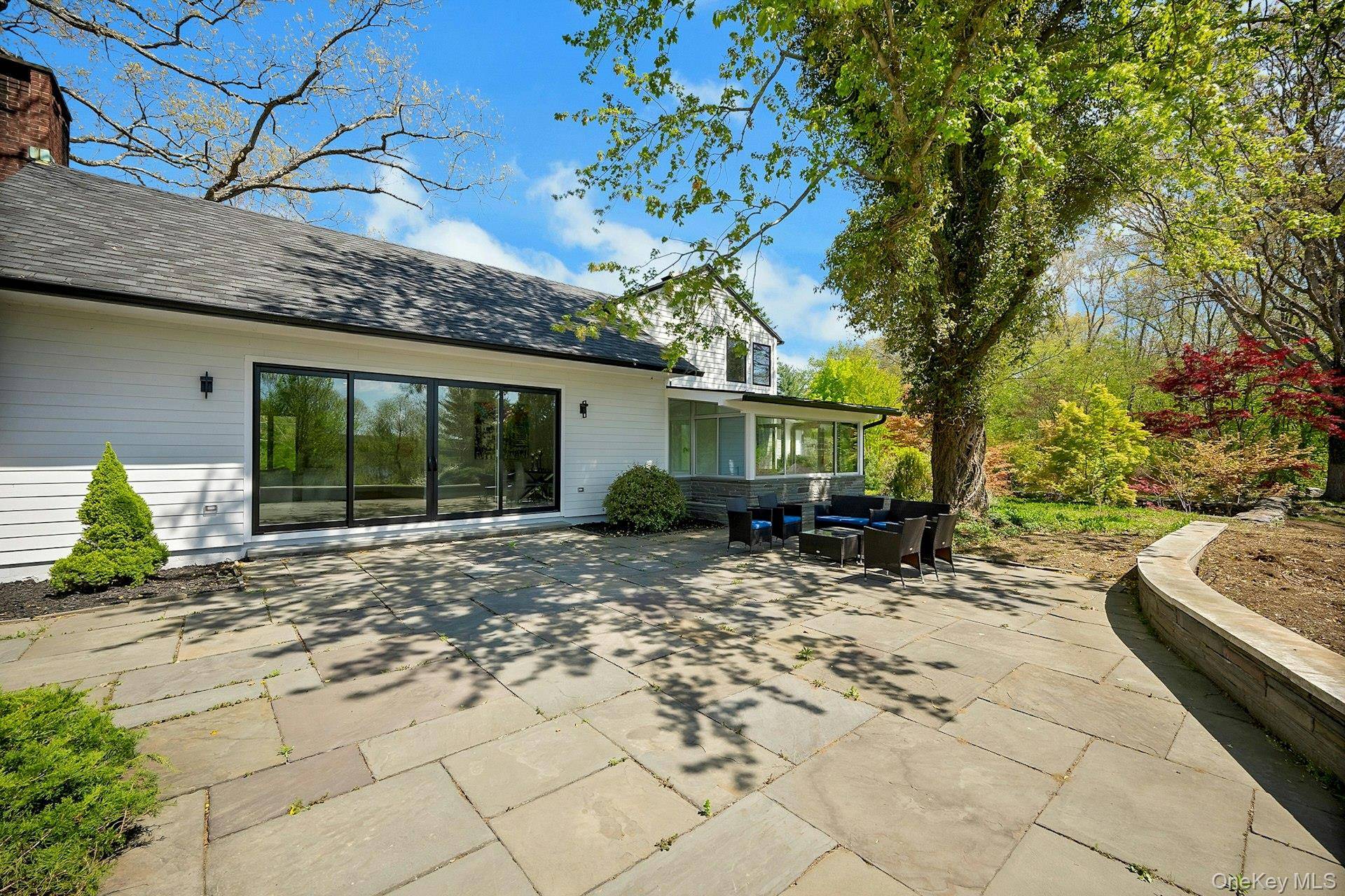 380 Cross River RD, Katonah, NY 10536