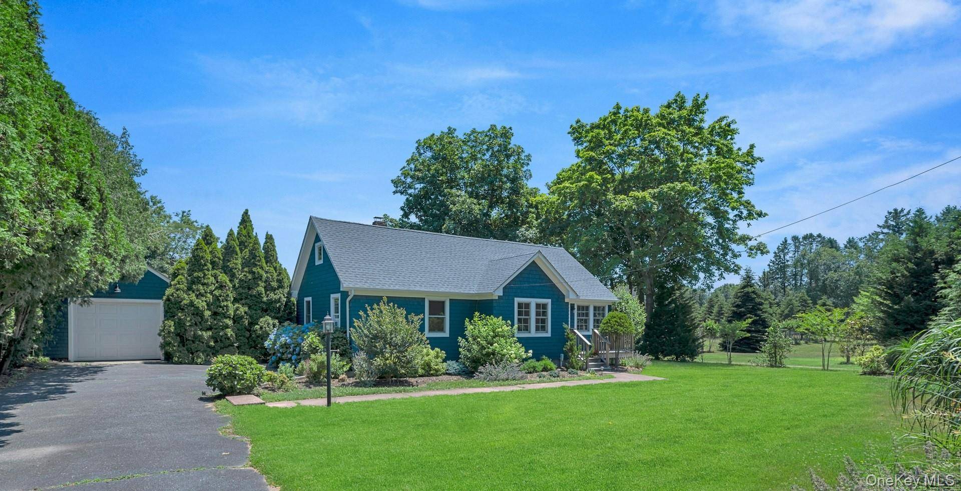 1825 Main Bayview RD, Southold, NY 11971