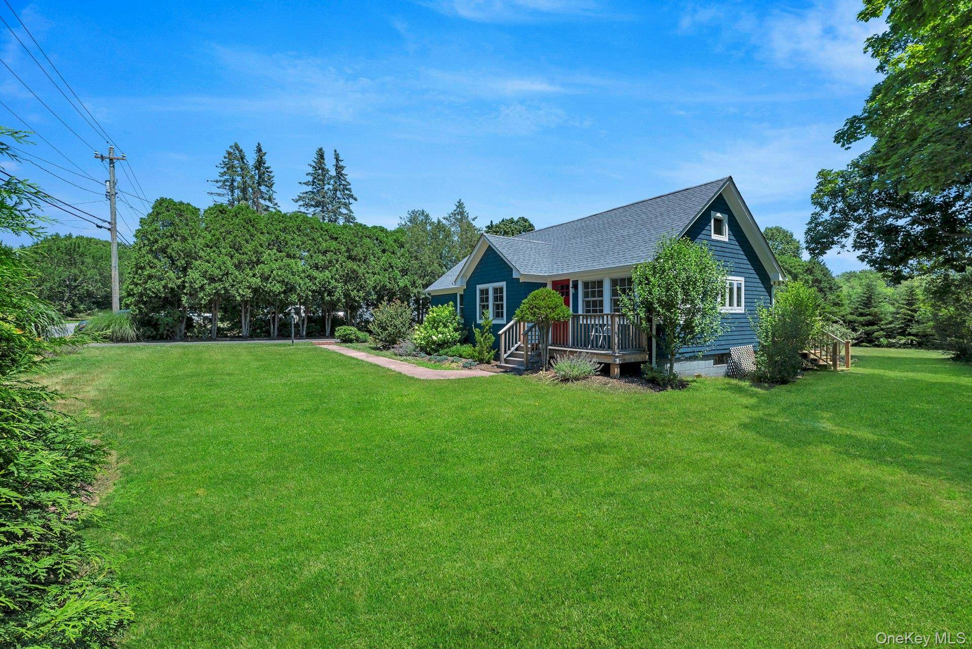 1825 Main Bayview RD, Southold, NY 11971