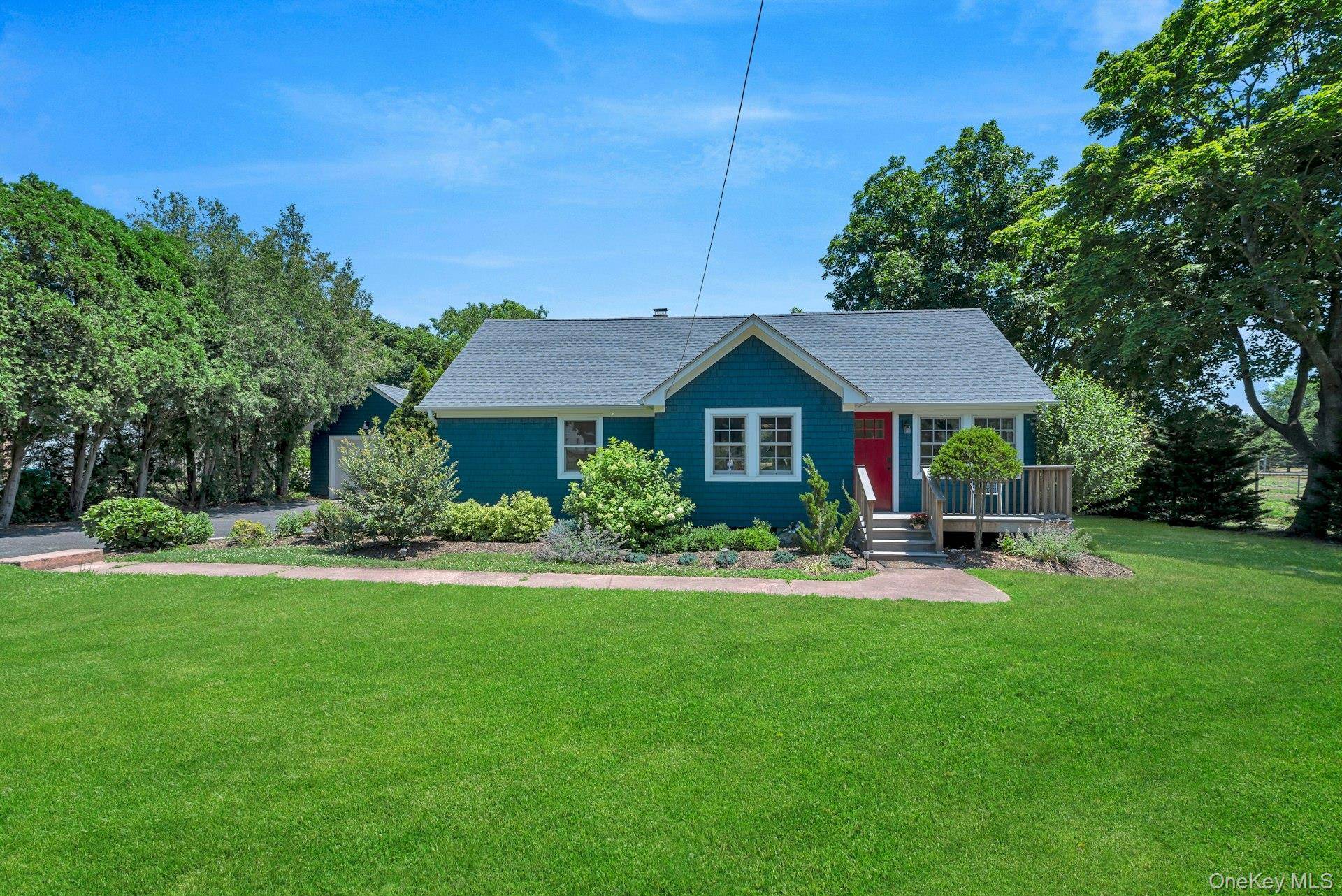 1825 Main Bayview RD, Southold, NY 11971