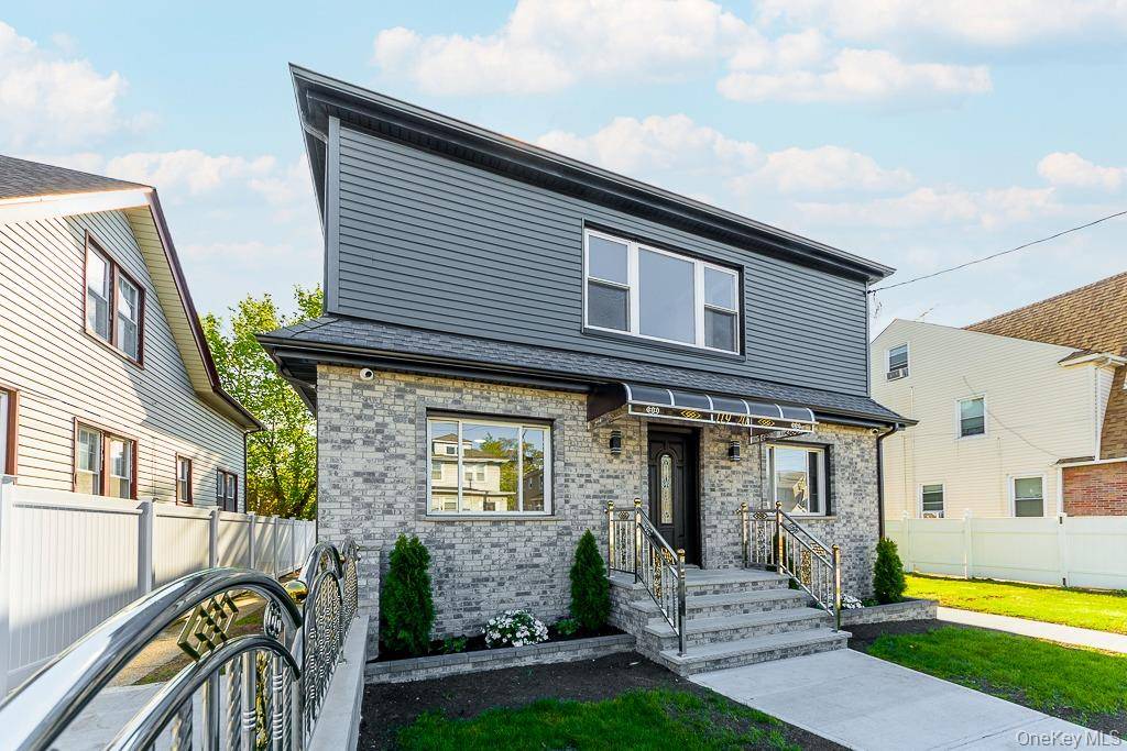 119-20 193rd ST, Saint Albans, NY 11412