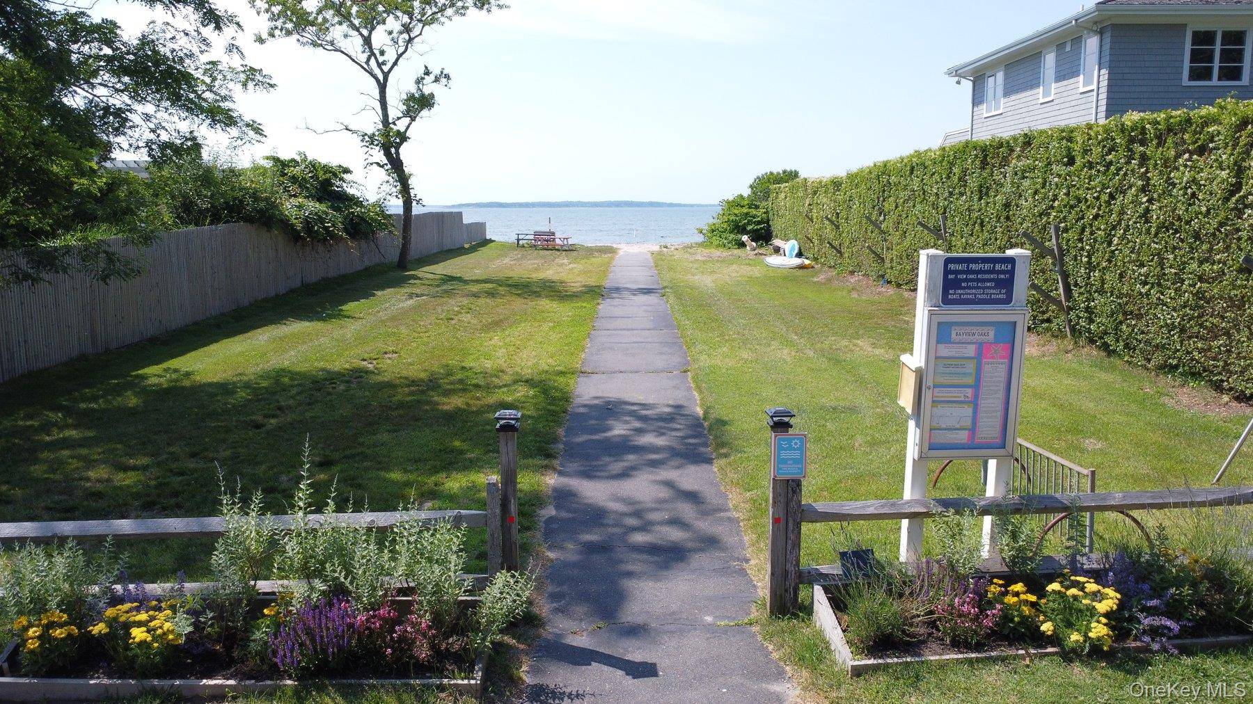 18 Bay View RD, Southampton, NY 11968