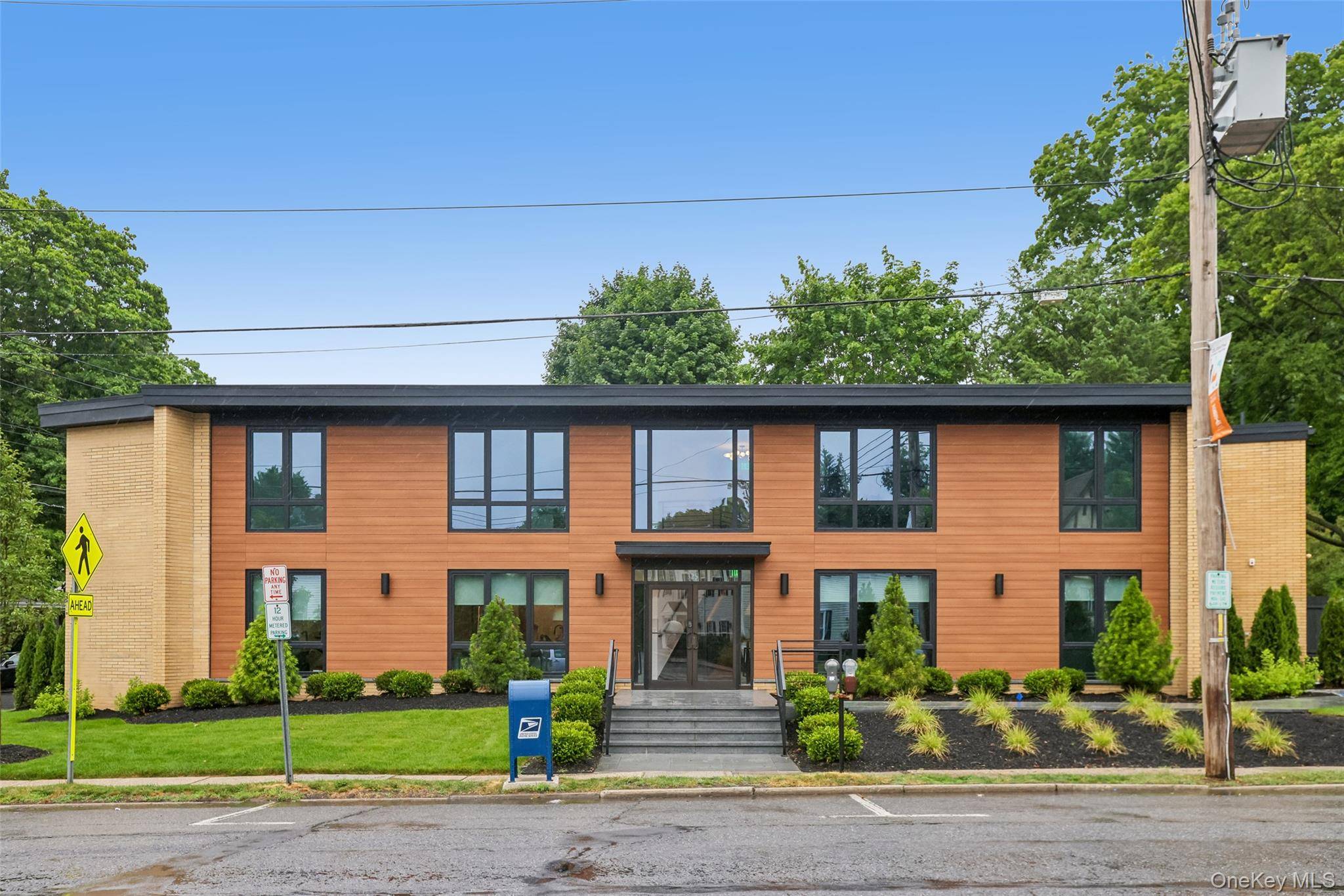 325 Manville RD #102, Pleasantville, NY 10570